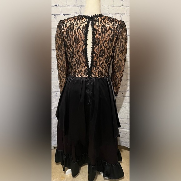 Scott McClintock vintage black gold lace long sleeve formal Gown dress size 12 - Picture 5 of 11